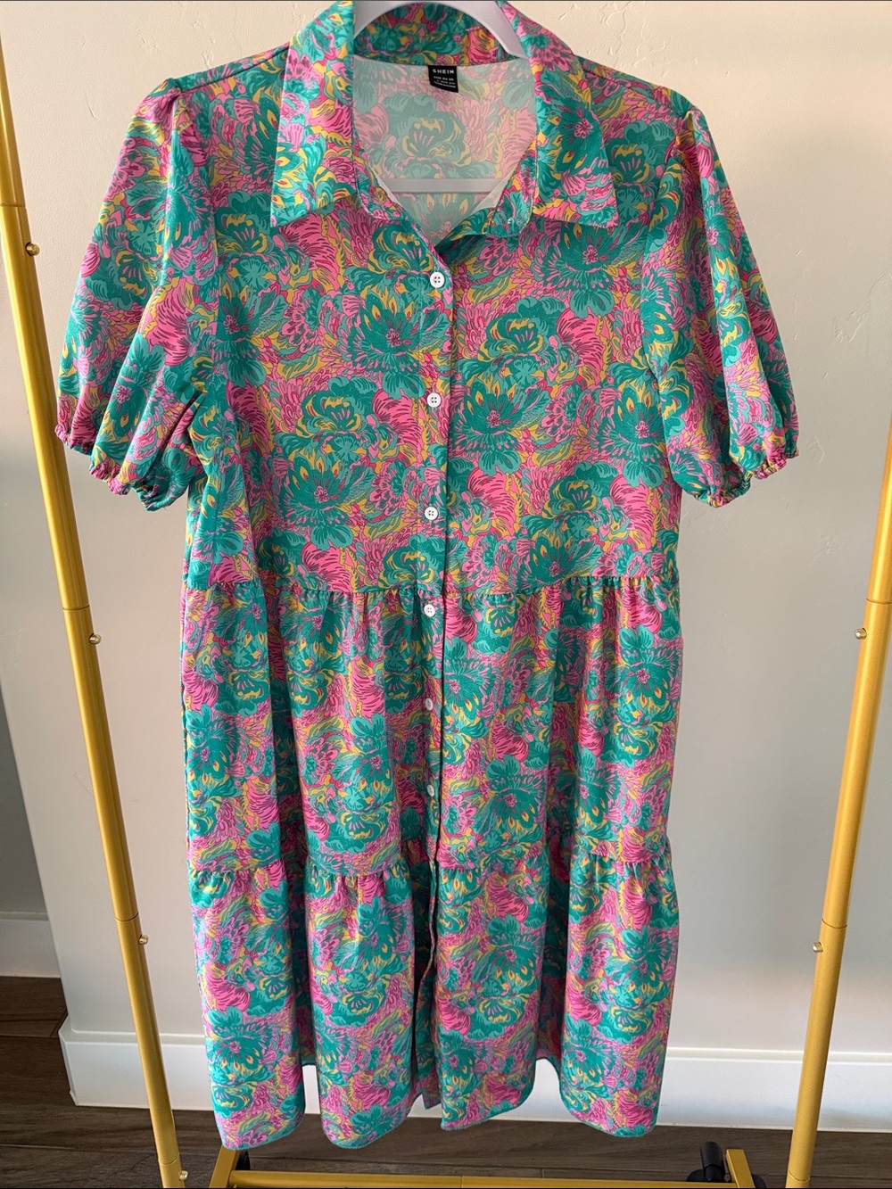 SHEIN Vibrant Floral Button-Front Midi Dress. Women’s size large.